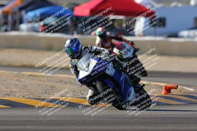 media/Dec-18-2022-SoCal Trackdays (Sun) [[8099a50955]]/Turn 2 (950am)/